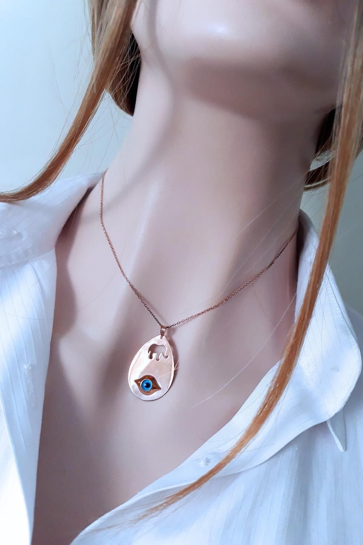 Damla Fil Motifli Göz Kolye