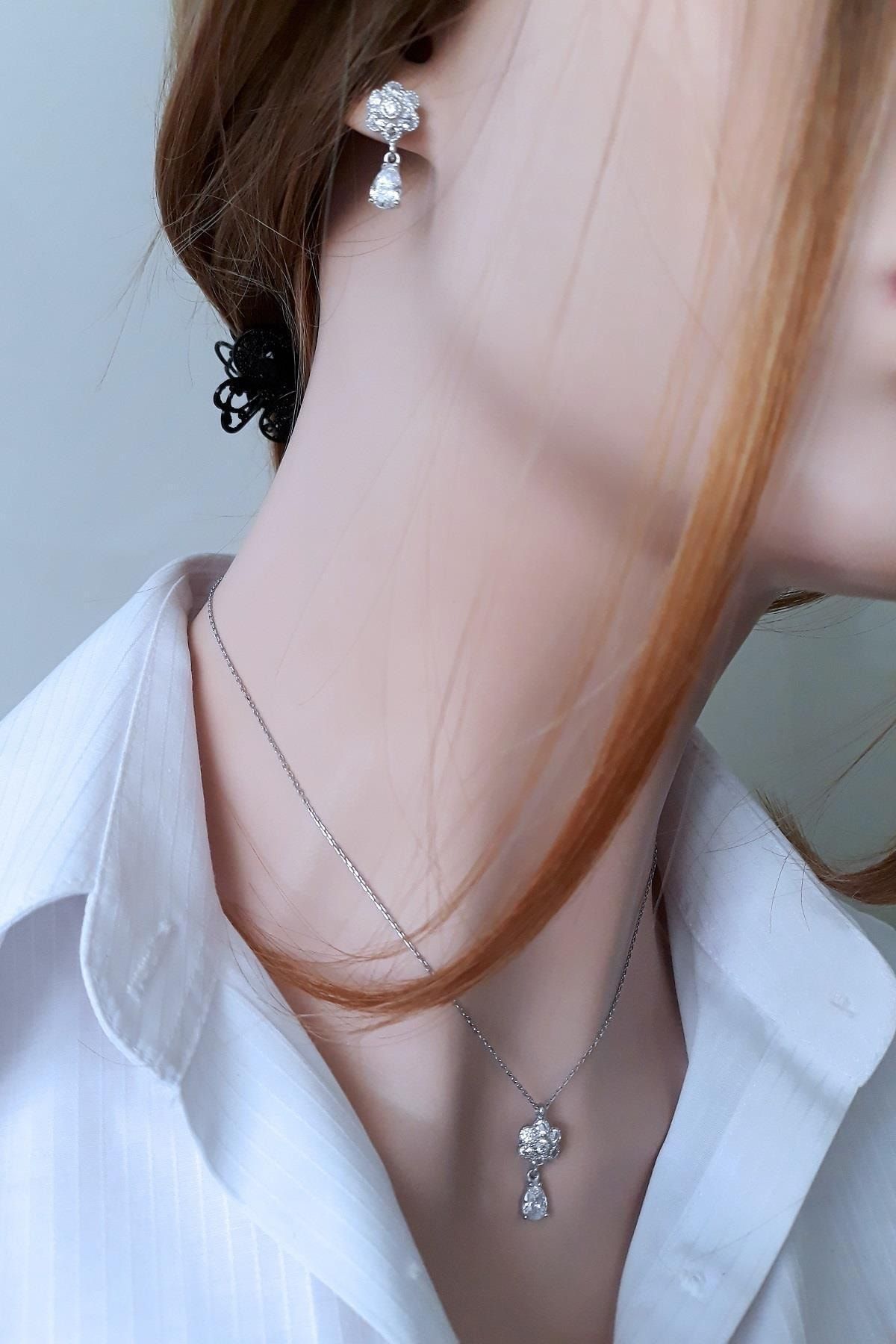 Elmas Montürlü Damla Taşlı Papatya Ikili Set