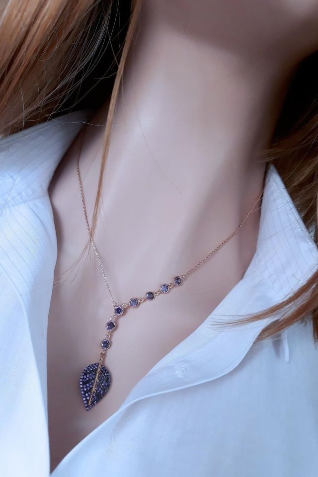 Mor Tohum Taşlı Yaprak Kolye – 925 Ayar Gümüş, Rose Altın Kaplama