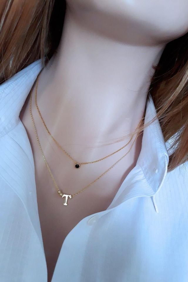 Kadın T Harfi Ve Siyah Tektaş İkili Kombin Altın Kaplamalı Kolye