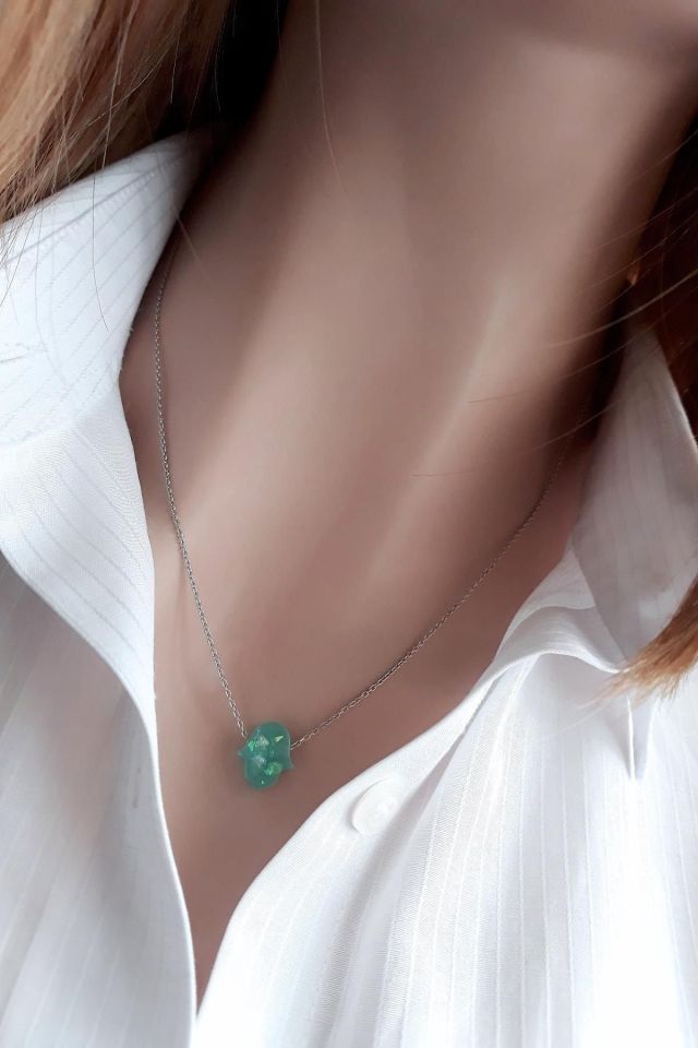 Mint Fatma Ana El Izi Resin Taş Kolye