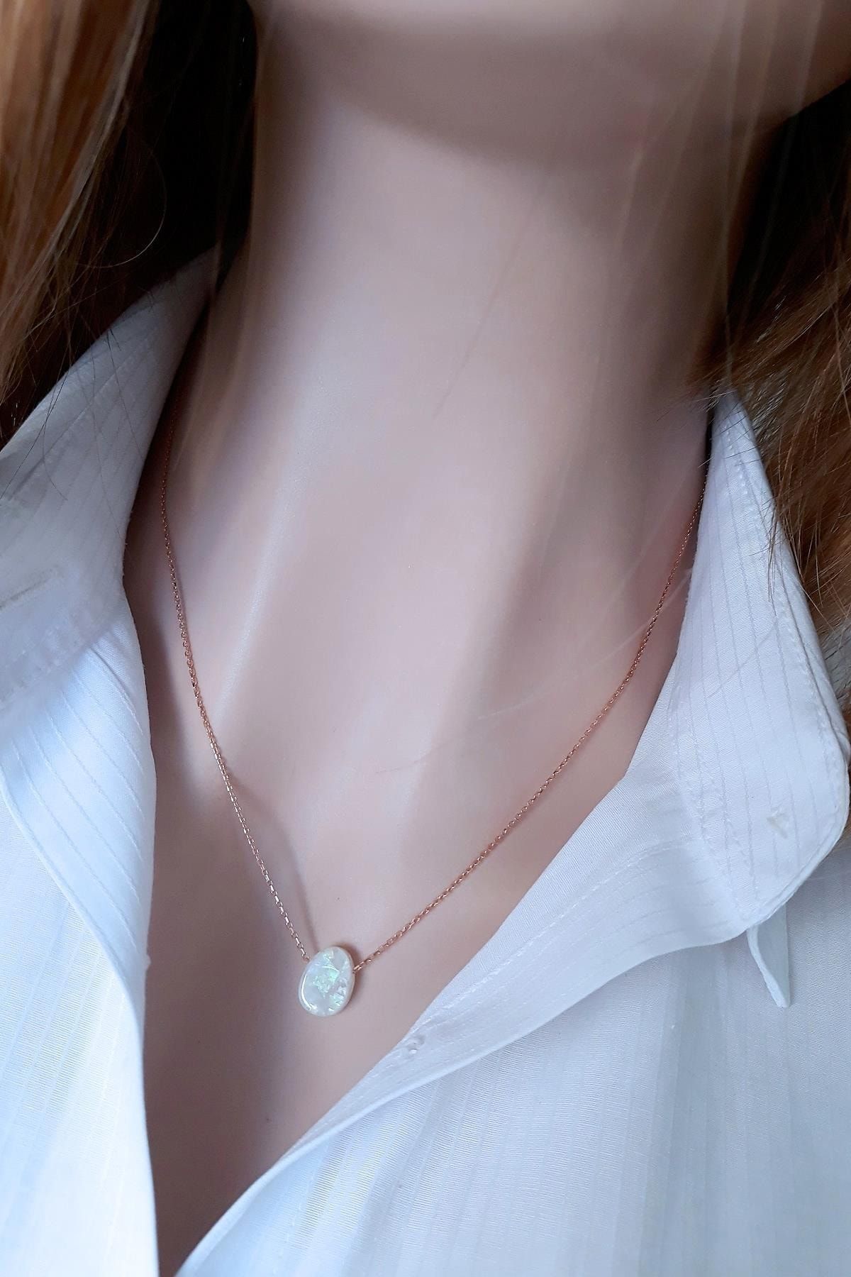 Kadın Pembe Oval Resin Taşı Gümüş Kolye