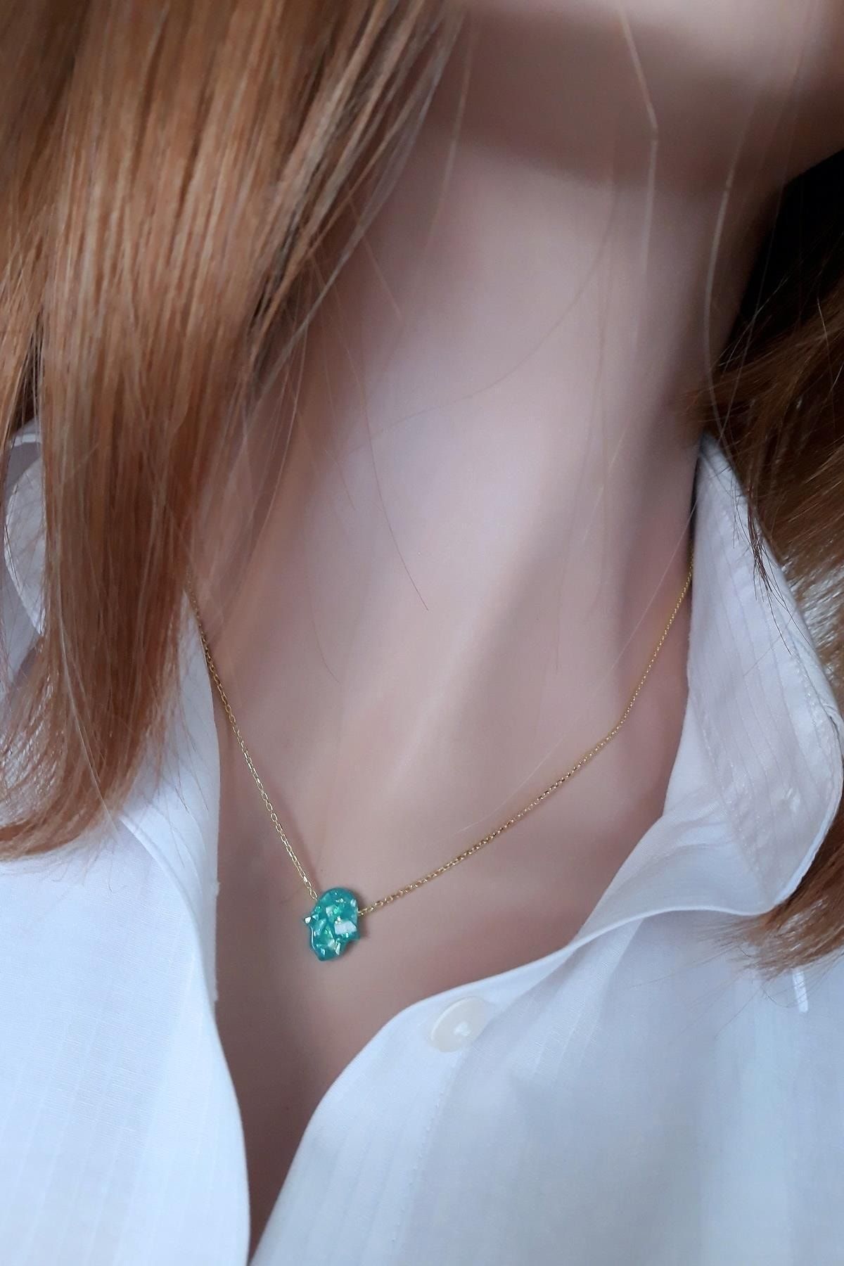 Mint Fatma Ana Eli Resin Taş Kolye _14k Altın Kapl.