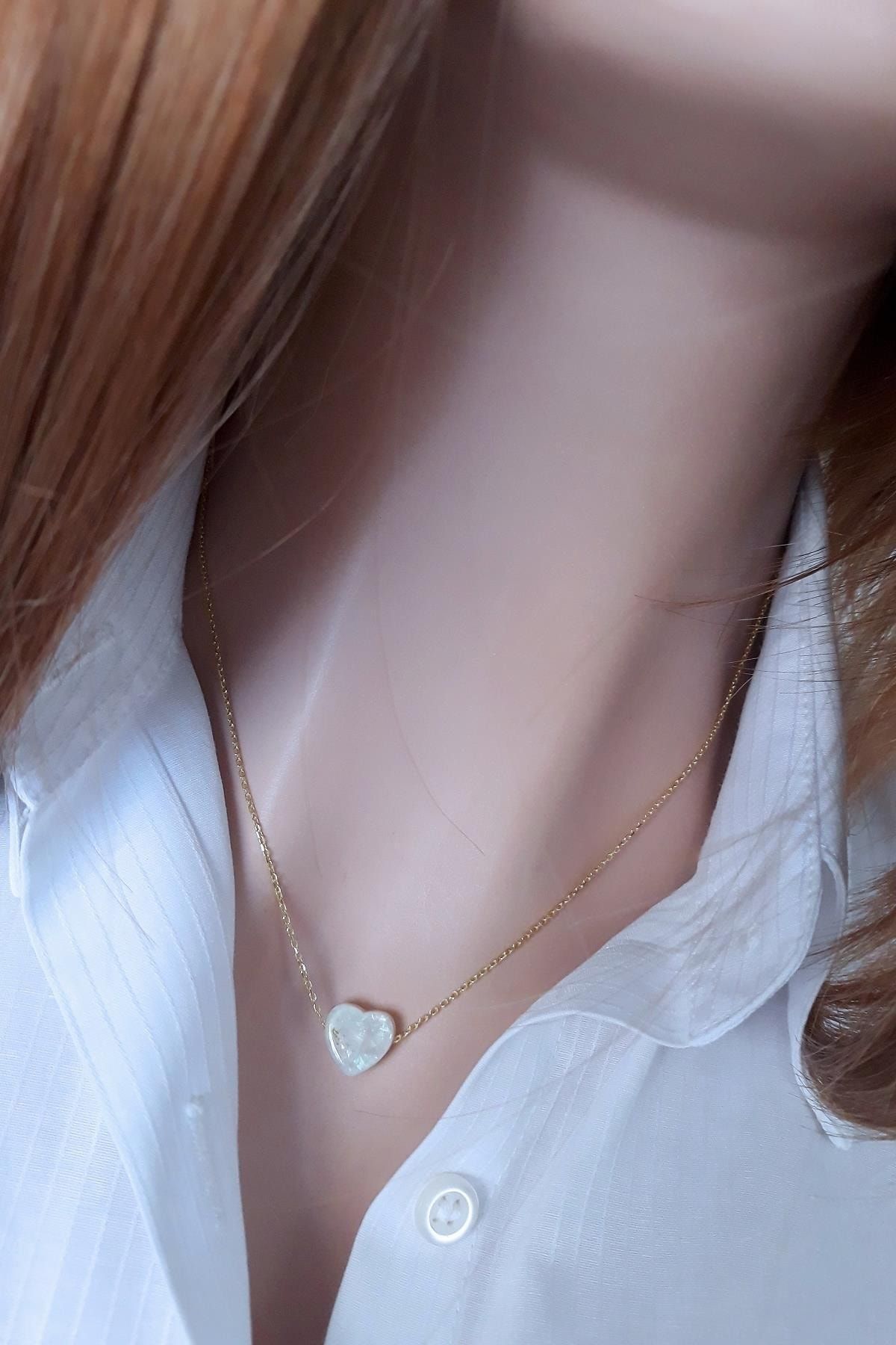 Kadın Beyaz Kalp Resin Taş Kolye 14k Altın Kaplama