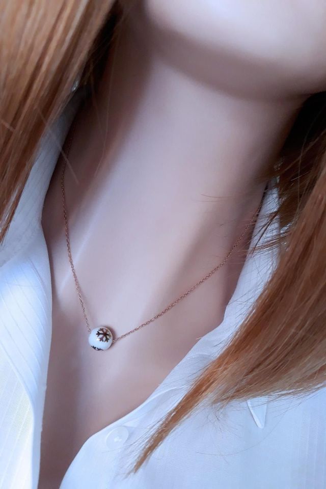 Kadın Rose Kar Tanesi Porselen Küreli 925 Ayar Gümüş Kolye