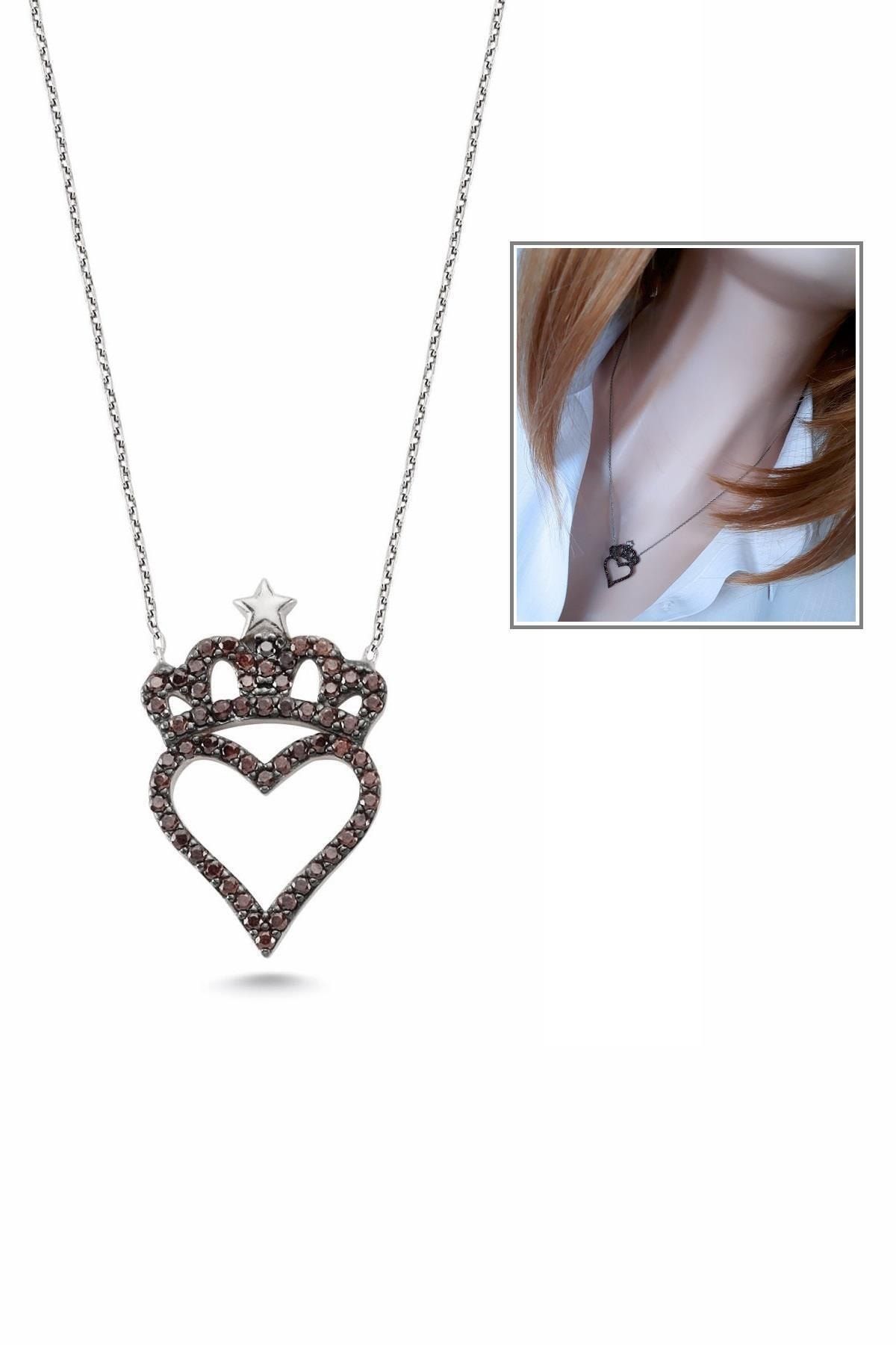 Kadın Kalbimin Tacı Kızıl Siyah Kolye
